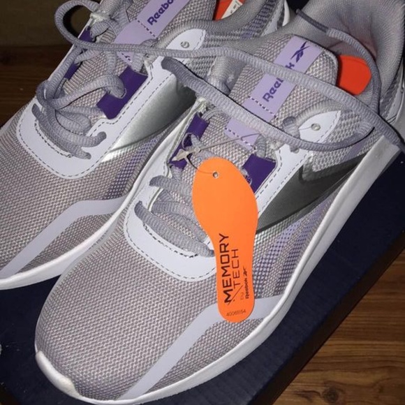 BRAND NEW women Reebok energylux 2.0 running shoes size US 6.5 - Picture 5 of 8